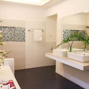 Deluxe Family Suite
